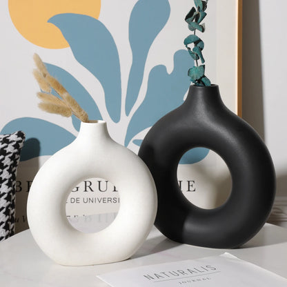 Nordic Circular Hollow Ceramic Vase