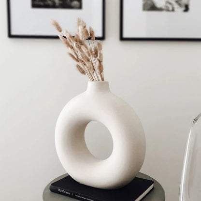 Nordic Circular Hollow Ceramic Vase
